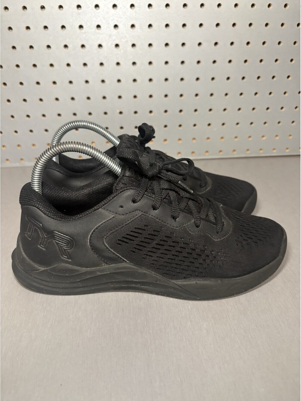 TYR CXT-1 Trainer Training Shoes Womens Size 8 Triple Black Lifting Sneakers